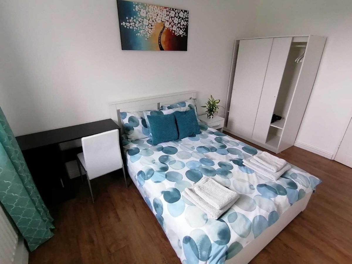 White City Apartment, Your London Stay Exterior foto